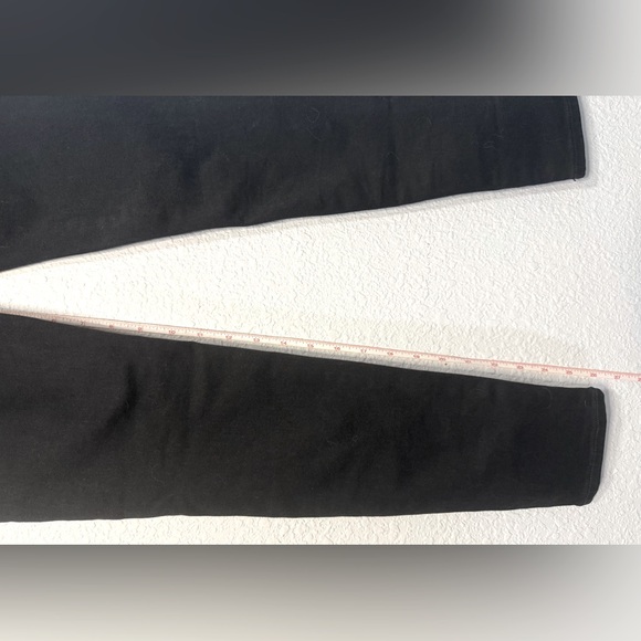 American Eagle Women’s Next Level Stretch Black Skinny Jeans Distressed Size 4 - Picture 6 of 6